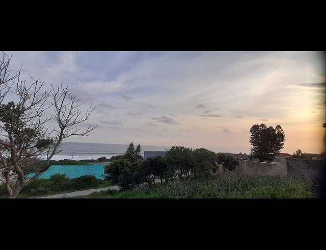 1,487M² VACANT LAND FOR SALE IN SEAVIEW